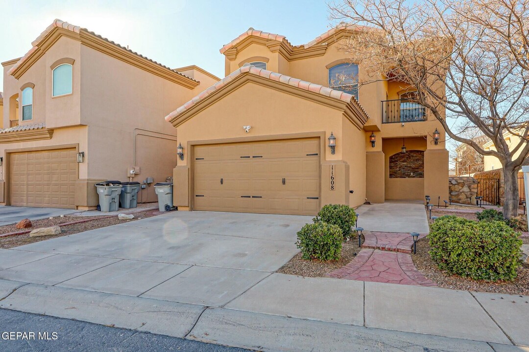 11608 St Thomas Way in El Paso, TX - Building Photo