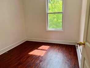 26 Dales Ave in Jersey City, NJ - Building Photo - Building Photo