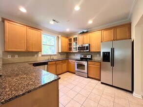 10501 Dominion Village Dr in Charlotte, NC - Building Photo - Building Photo