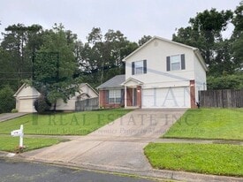 13012 Westglen Dr in Little Rock, AR - Building Photo