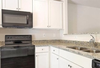 918 E Green St in Franklinton, NC - Building Photo - Building Photo