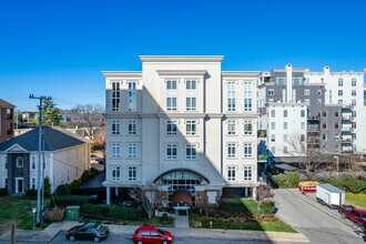 West End in Nashville, TN - Building Photo - Building Photo