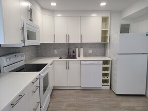2851 NE 183rd St, Unit 1812 in Aventura, FL - Building Photo - Building Photo