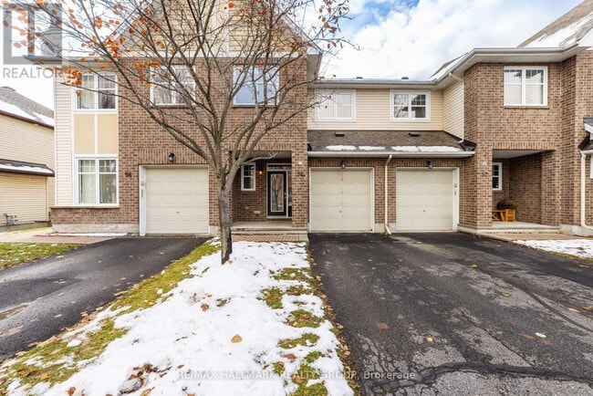 property at 54 Selhurst Ave