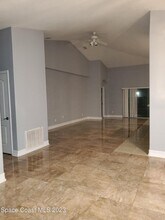 1045 Venetian Dr in Melbourne, FL - Building Photo - Building Photo