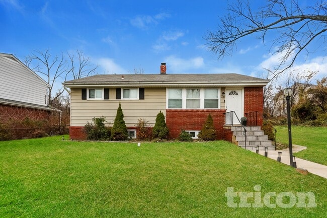 property at 2012 Royal Garden Dr