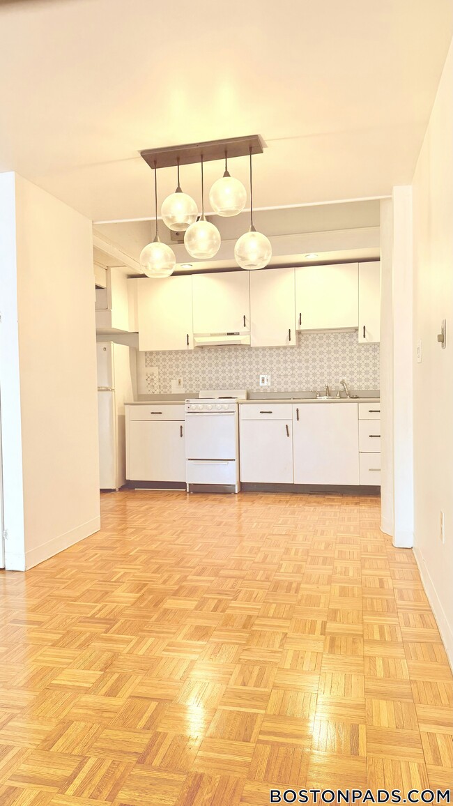 61 Brookline Ave