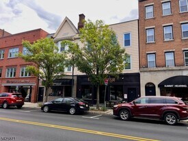 83 Summit Ave in Summit, NJ - Building Photo