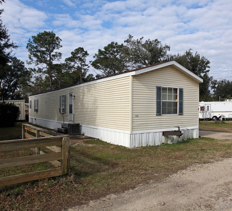 10000 N Old Palafox Hwy in Pensacola, FL - Building Photo