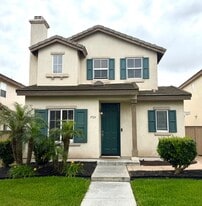 1924 Geyserville St in Chula Vista, CA - Building Photo