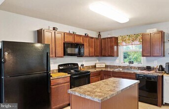 1901 Crepe Myrtle Ln in Culpeper, VA - Building Photo - Building Photo