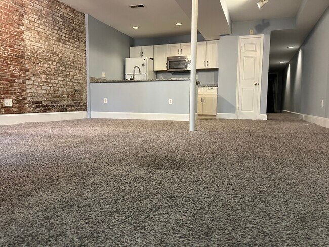 2015 Columbia Rd NW, Unit #1 in Washington, DC - Foto de edificio - Building Photo