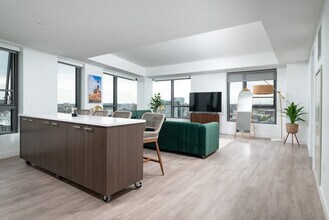 425 Massachusetts Ave in Cambridge, MA - Building Photo - Building Photo