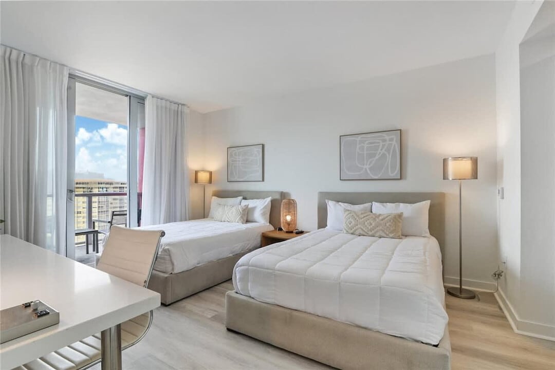 2602 E Hallandale Beach Blvd, Unit ID1227526P in Hallandale Beach, FL - Foto de edificio