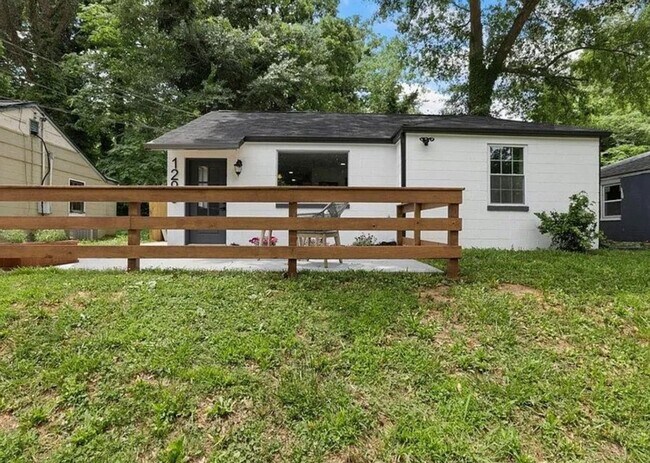 1299 Graymont Dr SW in Atlanta, GA - Building Photo - Building Photo