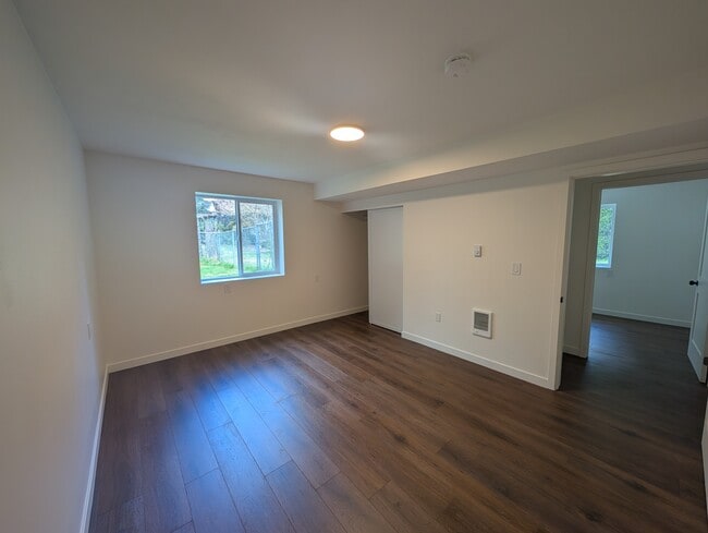 1829 East End St NW, Unit B in Olympia, WA - Building Photo - Building Photo