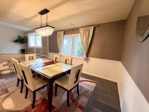 9 Celtic Way in Parsippany Troy Hills, NJ - Building Photo - Building Photo