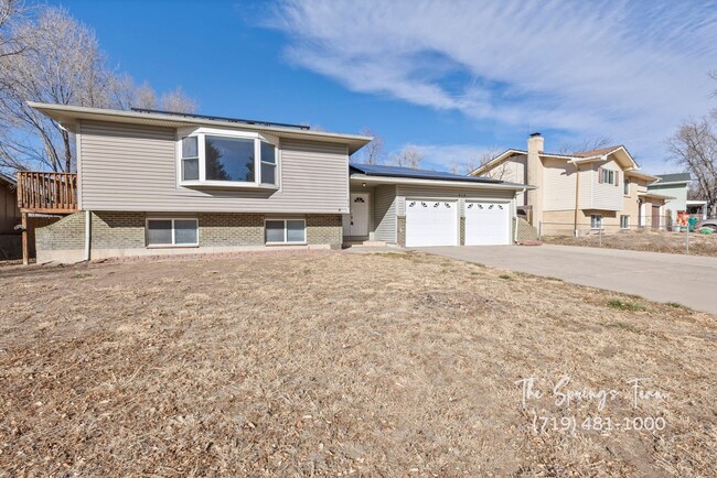 614 Rowe Ln in Colorado Springs, CO - Building Photo - Building Photo