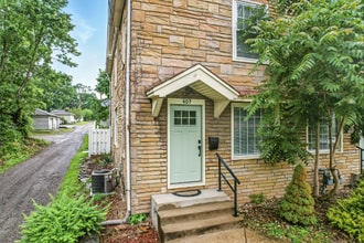 407 E Clen Moore Blvd in New Castle, PA - Building Photo - Building Photo