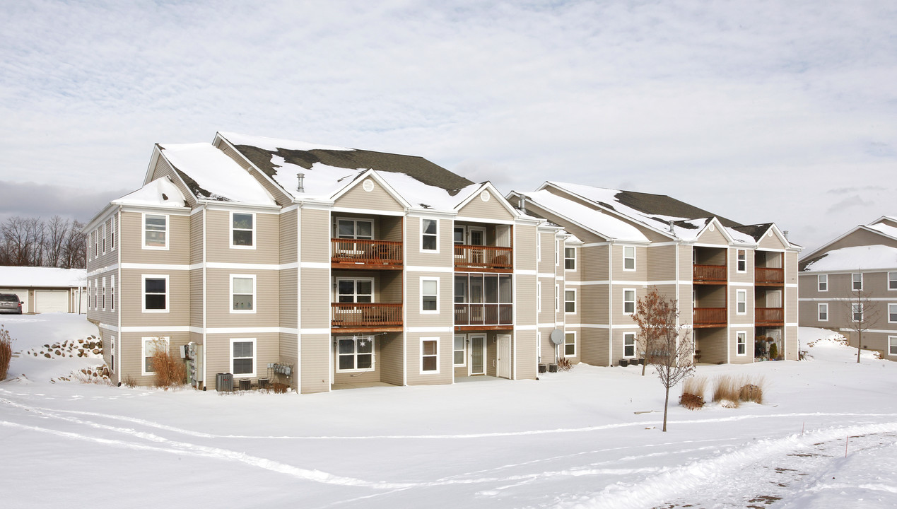 Heatherwood Condos in Ann Arbor, MI - Foto de edificio