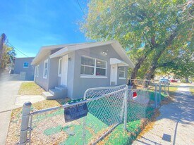 812 W Livingston St, Unit A in Orlando, FL - Building Photo