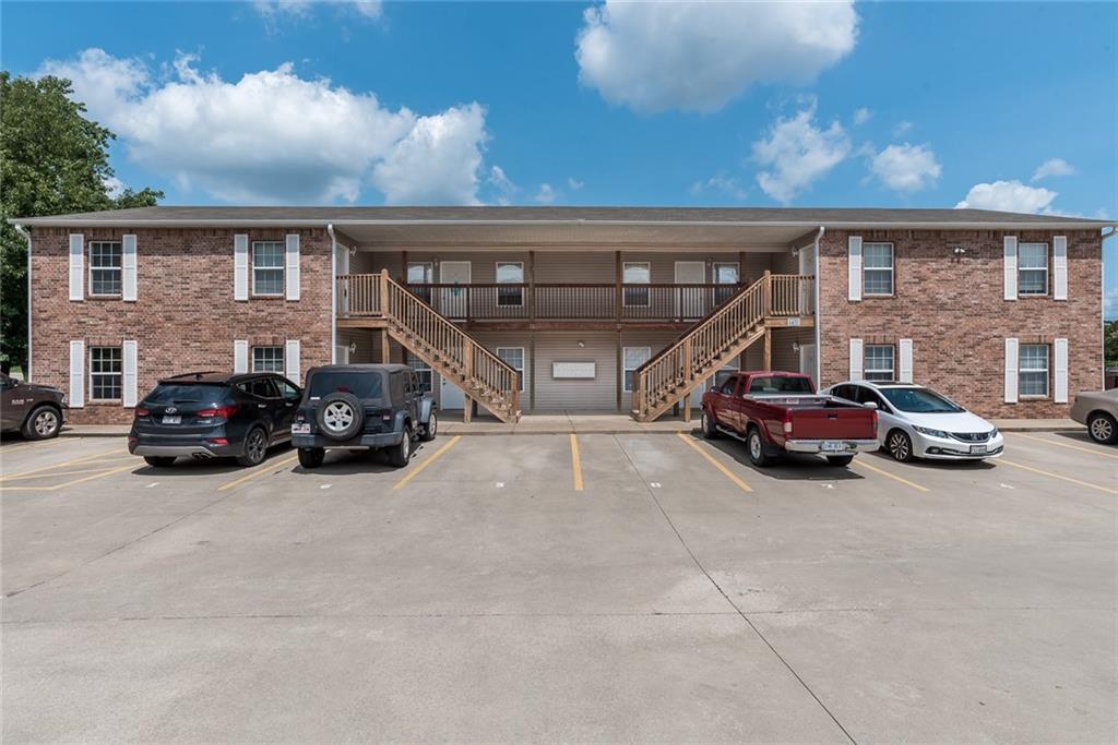 1437 Sligo St in Fayetteville, AR - Building Photo