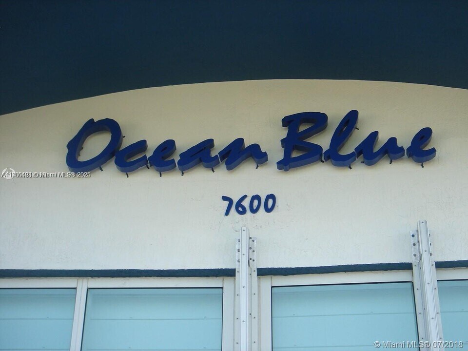 7600 Collins Ave in Miami Beach, FL - Building Photo