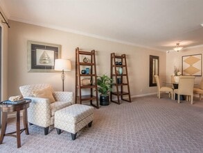 150 W Edith Ave in Los Altos, CA - Building Photo - Building Photo
