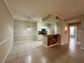 2001 Tizewell Cir in Orlando, FL - Building Photo - Building Photo