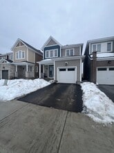 515 Oldenburg Ave in Ottawa, ON - Building Photo - Building Photo