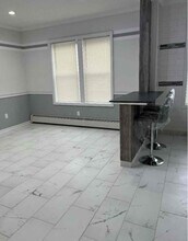 5 Royalton Pl-Unit -Apt 33 in Bloomfield, NJ - Building Photo - Building Photo