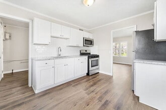 14621 Agnes St in Southgate, MI - Building Photo - Building Photo