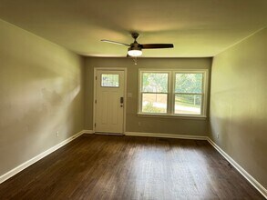 907 Elwood Dr in Clarksville, TN - Building Photo - Building Photo