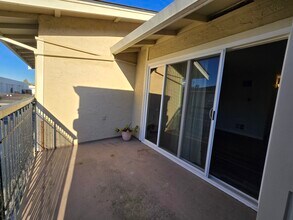 14583 Doolittle Dr, Unit 14583 in San Leandro, CA - Foto de edificio - Building Photo