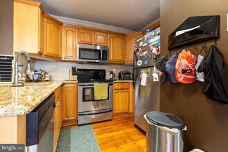 1708 Pine St in Philadelphia, PA - Building Photo - Building Photo