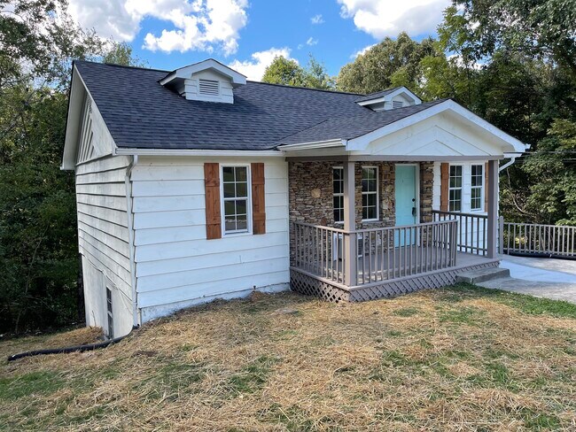 104 Highland Dr in Kingston, TN - Building Photo - Building Photo