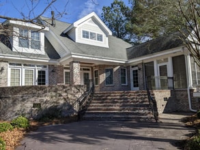 102 Cedar Ct in Wallace, NC - Building Photo - Building Photo