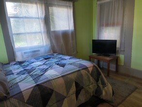 420 M.L.K. Blvd S in Daytona Beach, FL - Foto de edificio - Building Photo