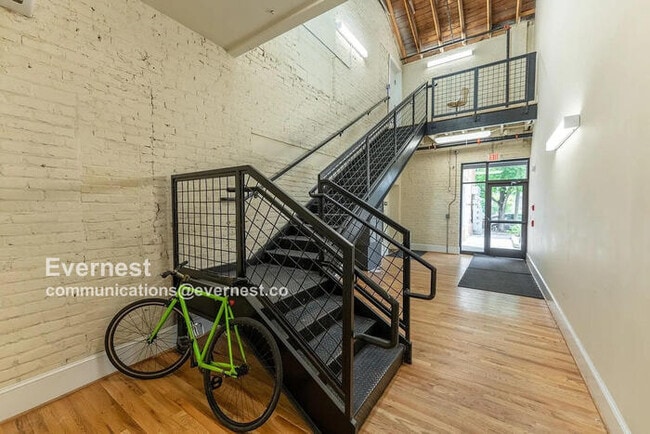 property at 6 S Harvie St