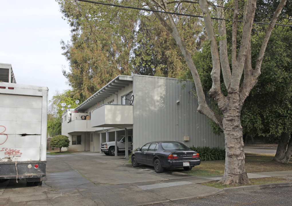 1013-1017 Madera Ave in Menlo Park, CA - Building Photo