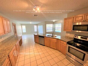 22400 Martella Ave in Boca Raton, FL - Building Photo - Building Photo