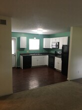 31 Hartman Rd, Unit C in The Plains, OH - Foto de edificio - Building Photo
