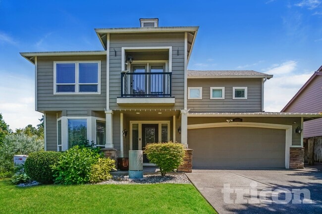 property at 10613 NE 39th Ave
