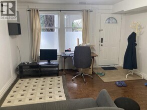 5032 Fraser St in Vancouver, BC - Building Photo - Building Photo