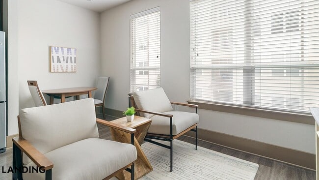 155 Birdsall St, Unit 218