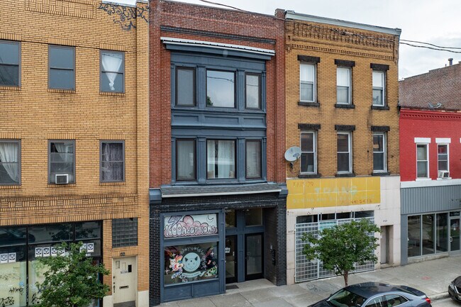 5135 Penn Ave