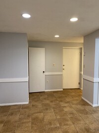 19 Elmwood Park, Unit 6 in Quincy, MA - Building Photo - Building Photo