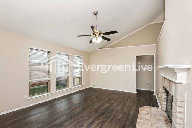 2528 Concina Way in Fort Worth, TX - Building Photo - Building Photo