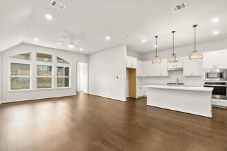 223 Oleander Loop in Buda, TX - Building Photo - Building Photo