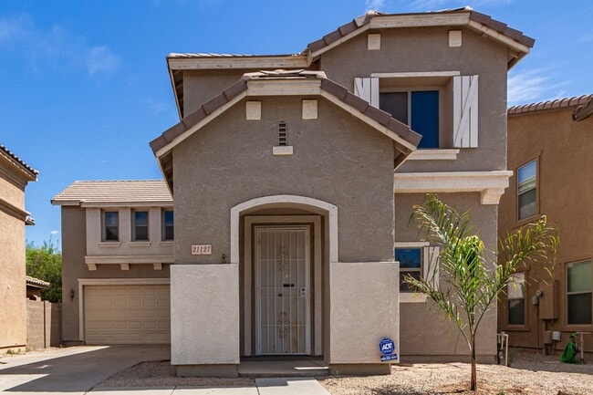 property at 21127 Avenida Del Valle Ct